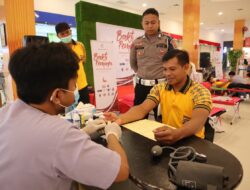 Giat Bakti Pemuda, Puluhan Personil Polres Baubau Ikut Donor Darah